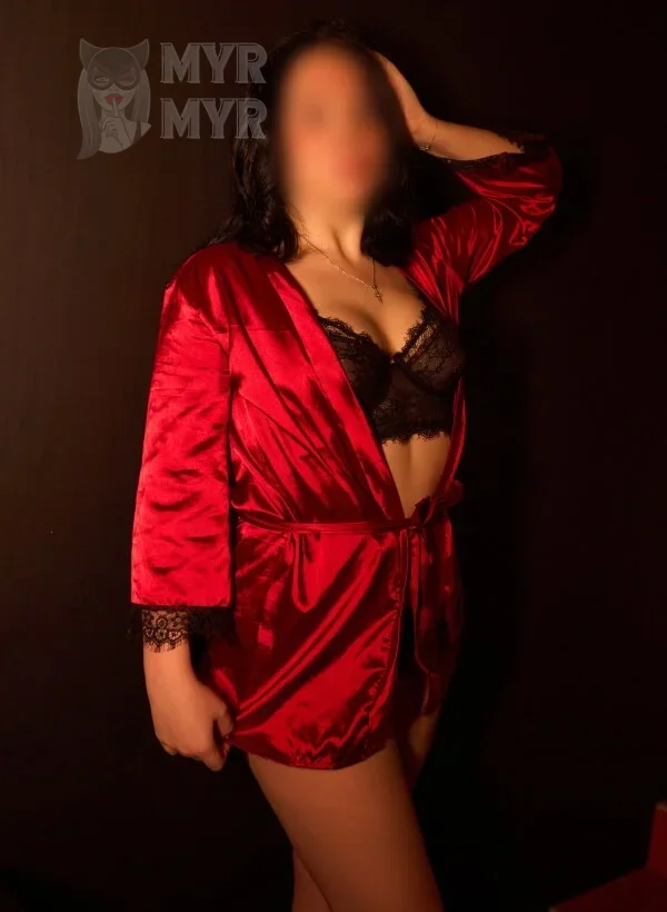 Эмилия, эротический массаж