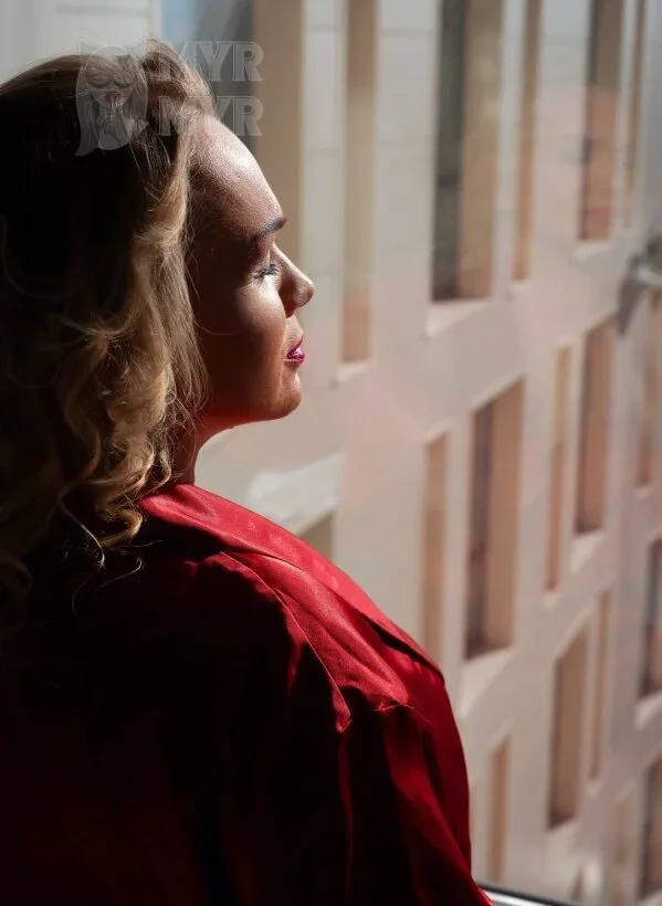 Николь, эротический массаж